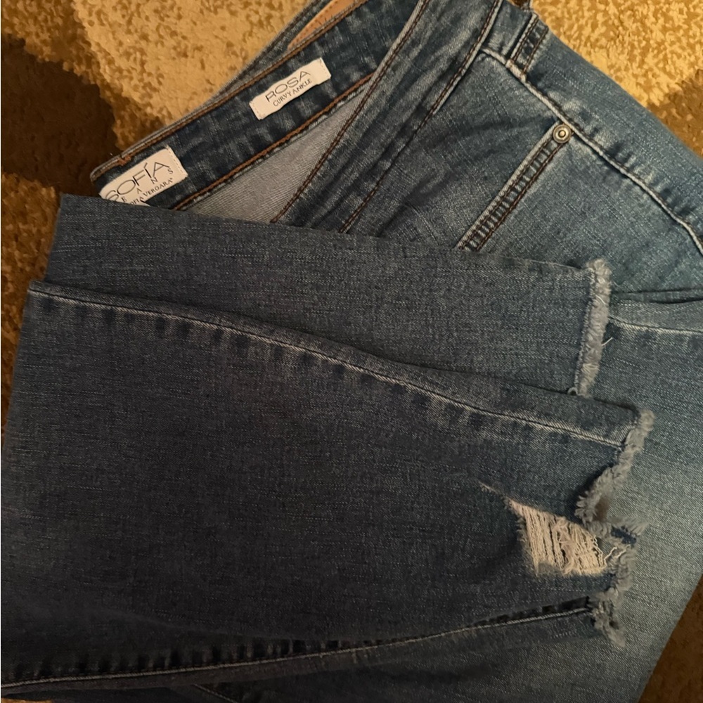 Sofia by Sofia Vergara Blue Ankle Jeans